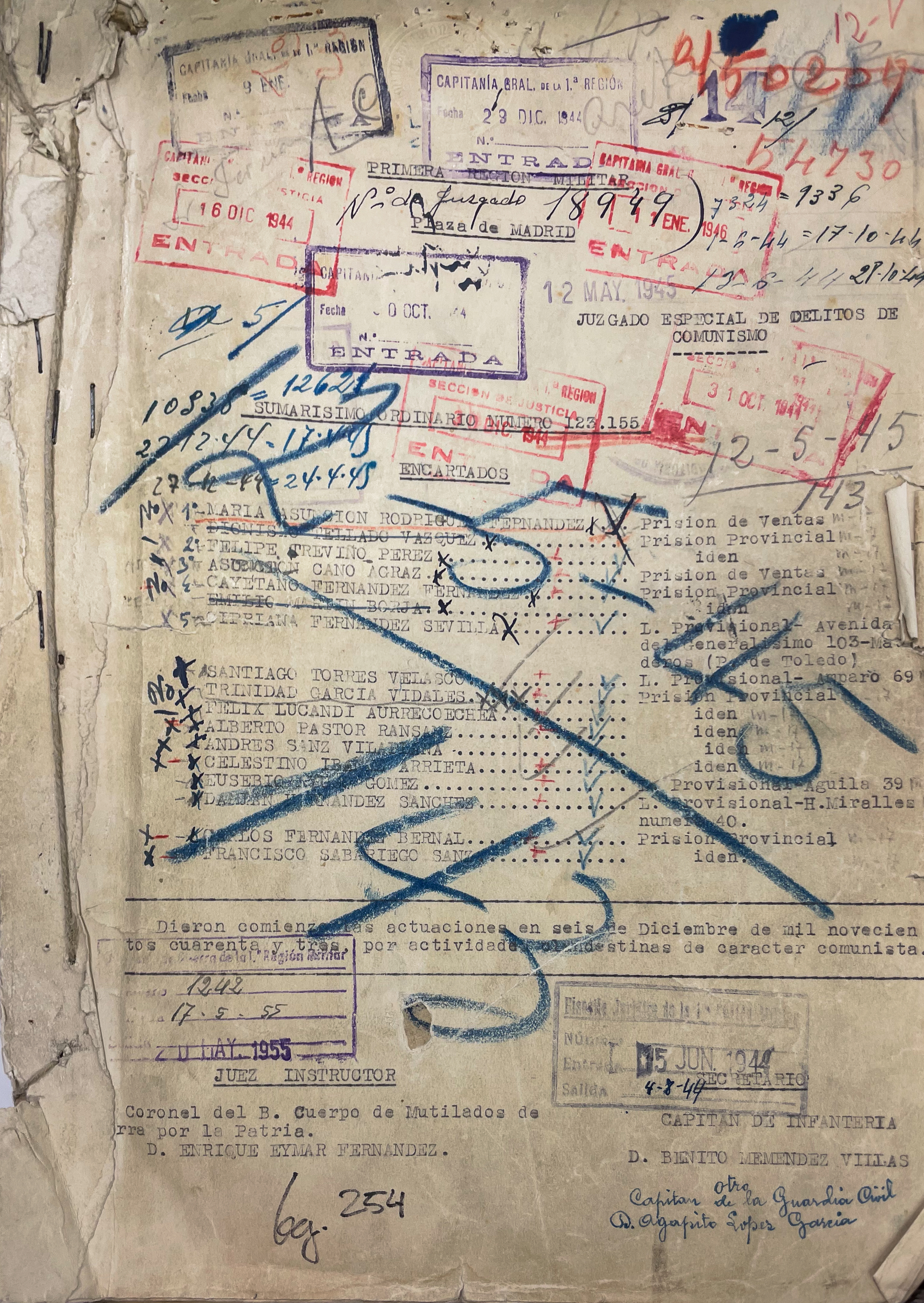DEPURACIÓN, REPRESIÓN Y DOCUMENTACIÓN 