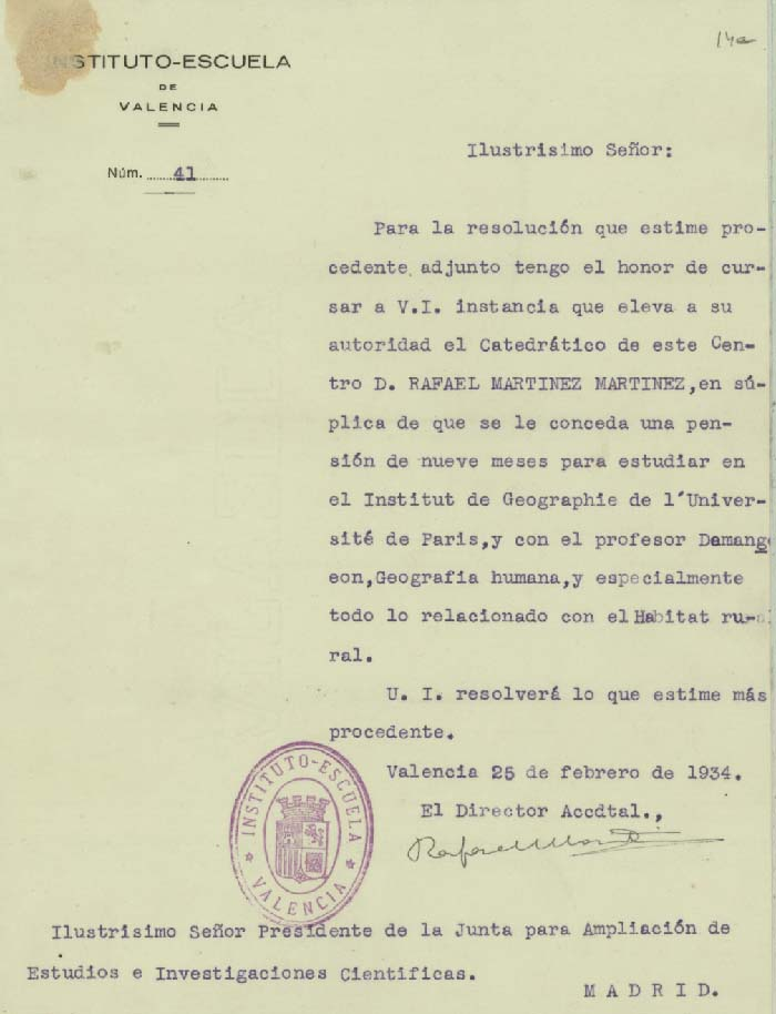 Carta de Rafael Martínez Martínez dirigida al Presidente de la JAE solicitando se le conceda una pensión para formarse en París
